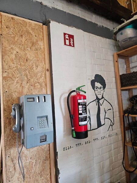 Bestand:Tool Brandblusser Lounge Picture.jpg